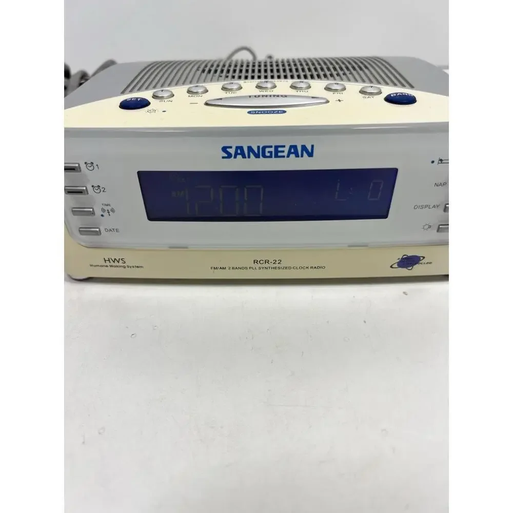 Sangean RCR-22 (AM-FM-AUX) Atomic Clock Radio Digital Tuning 2 Bands